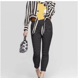 Who What Wear Black and White Striped Cropped Pants